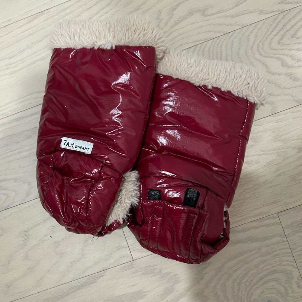 7AM Enfant stroller warmmuffs in red/maroon